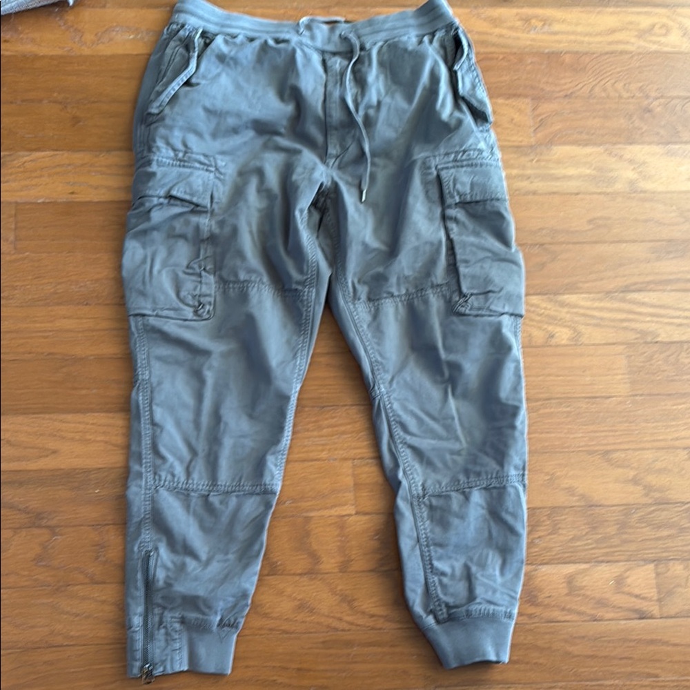 Polo by Ralph Lauren Gray Cargo pants with Elastic Waist
